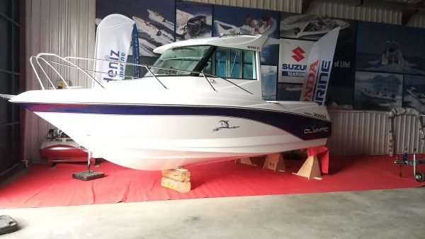 olympic boats 6,20 c pilothouse kamaralı lüx fiber tekne